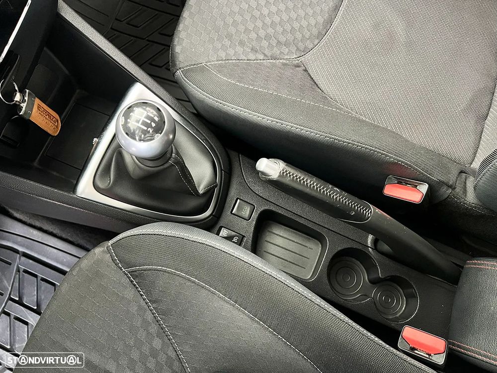 Renault Clio Sport Tourer 1.5 dCi GT Line - 14