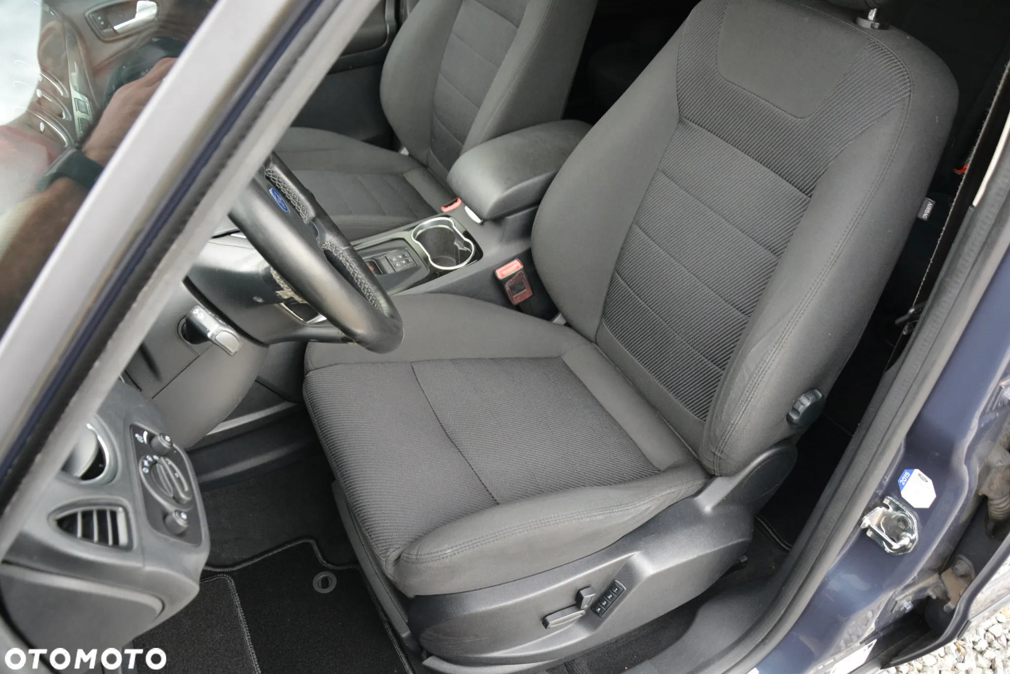 Ford S-Max - 26