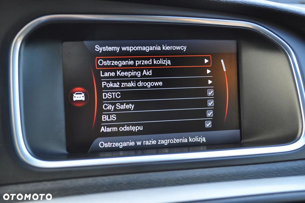 Volvo V40 D2 Momentum - 23