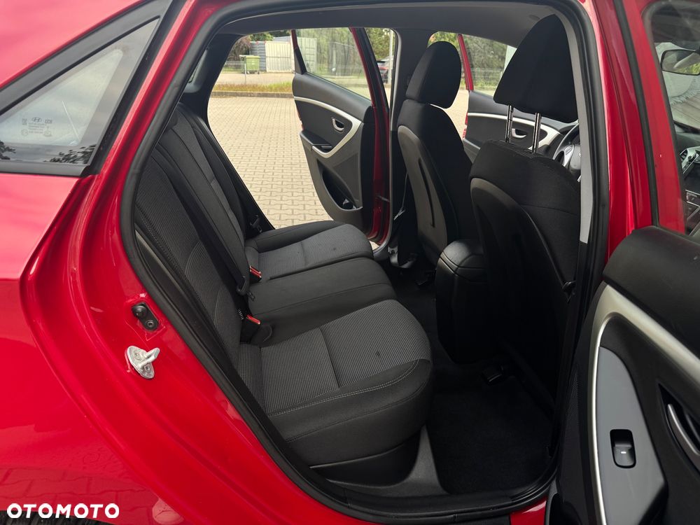 Hyundai i30 - 27