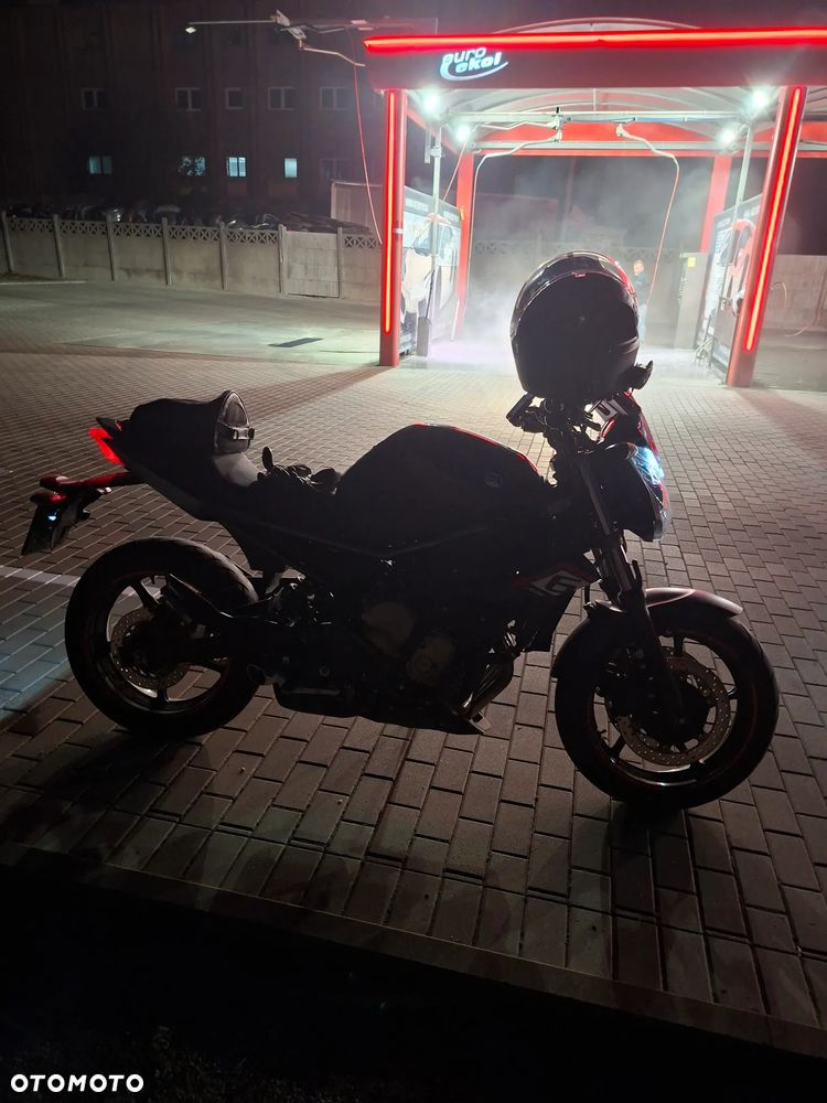 Yamaha XJ - 17