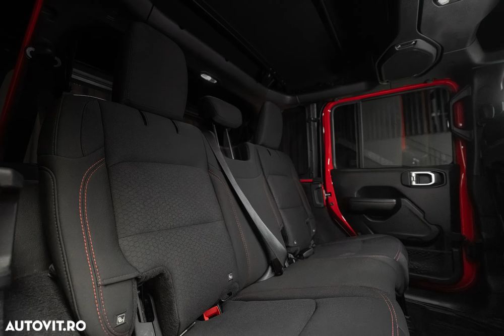 Jeep Wrangler 2.2 CRD AT8 Rubicon - 31