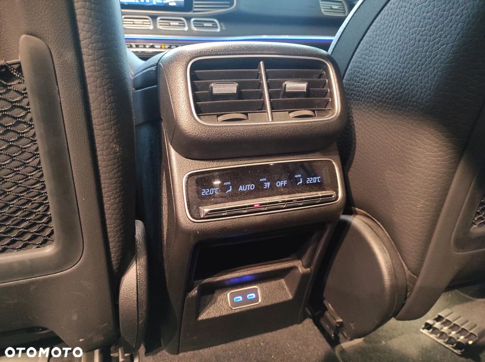 Mercedes-Benz GLS - 19