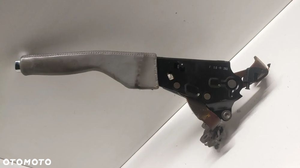 DZWIGNIA HAMULCA RECZNEGO RECZNY VW PASSAT B5 FL SLASK WYSYLKA - 1