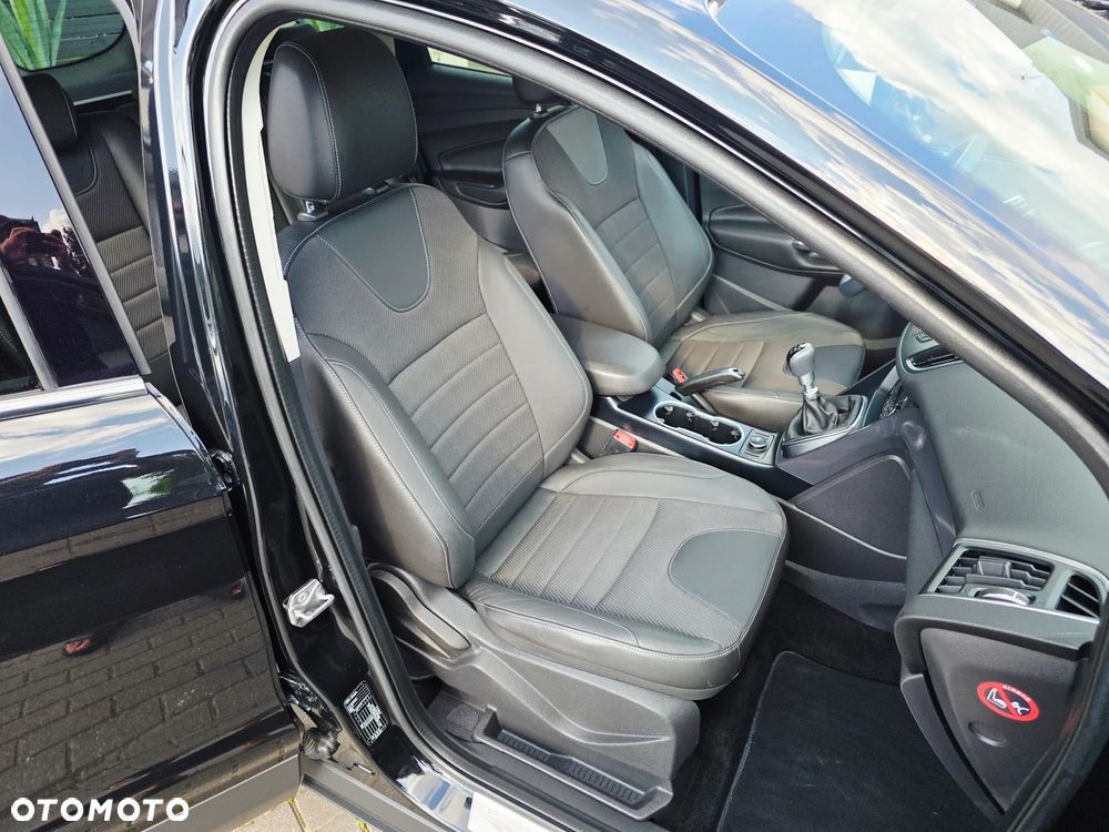 Ford Kuga 1.6 EcoBoost FWD Titanium ASS - 35