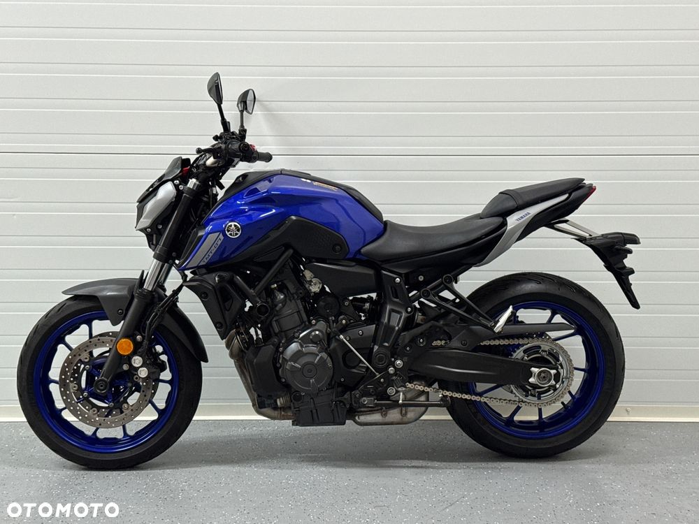 Yamaha MT - 19