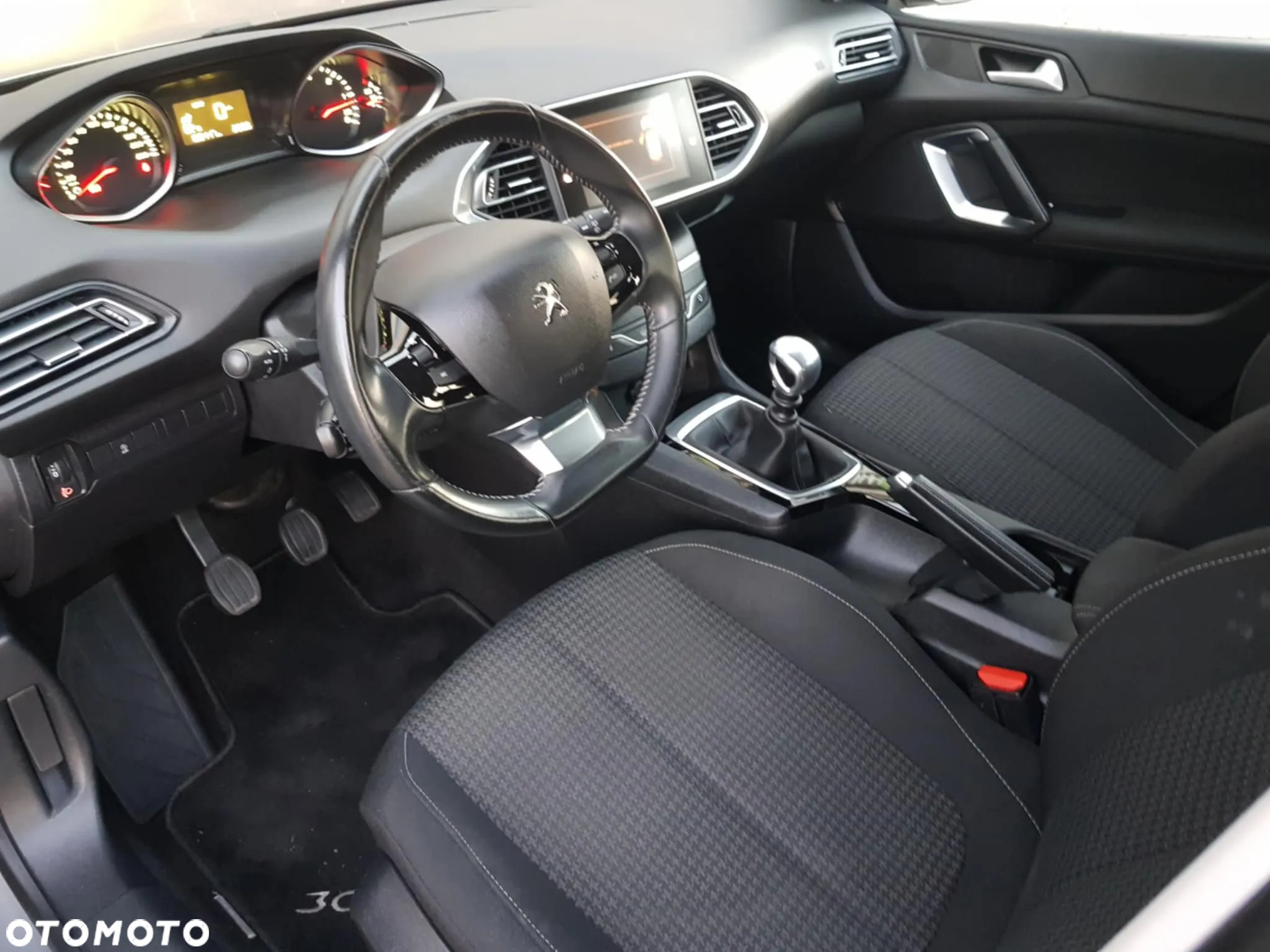 Peugeot 308 - 21