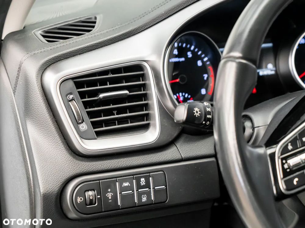 Kia Ceed 1.5 T-GDI M - 24