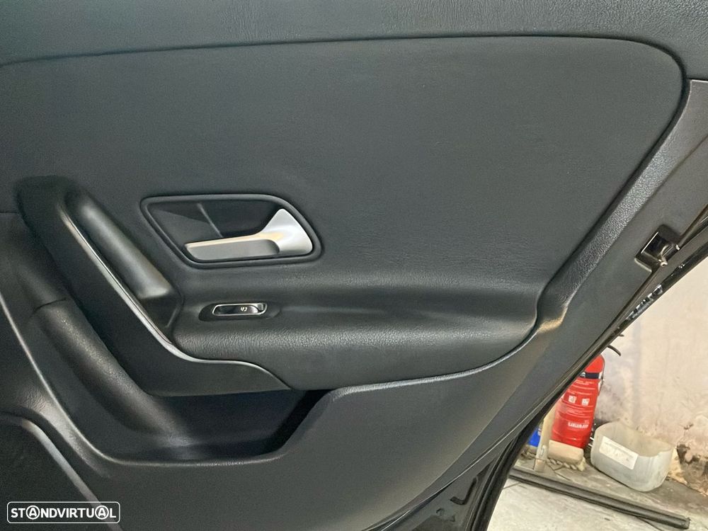 Mercedes-Benz A 250 Limousine - 22