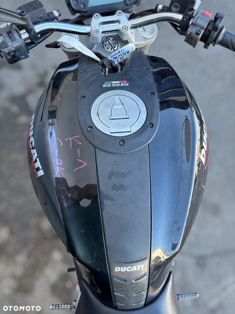 Ducati 696 - 7