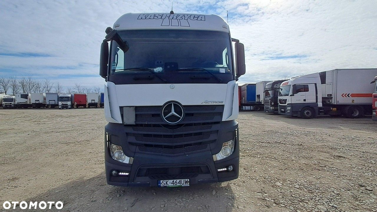 Mercedes-Benz Actros - 2