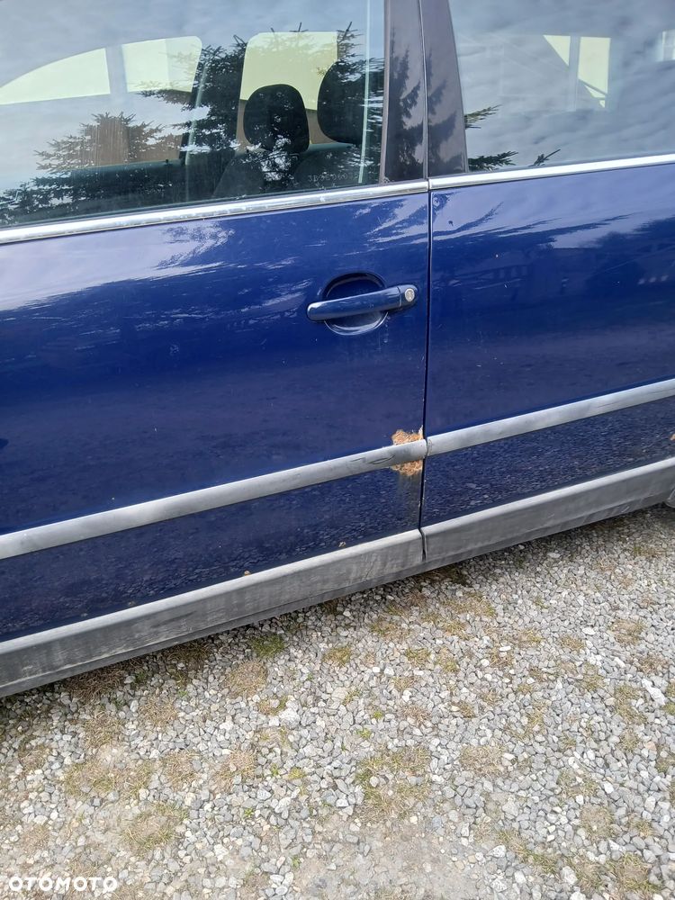 Volkswagen Passat - 9