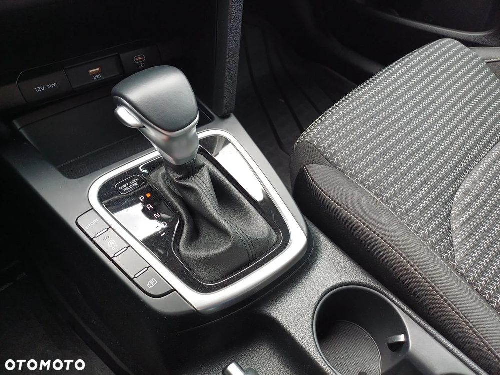 Kia XCeed 1.5 T-GDI M DCT - 20