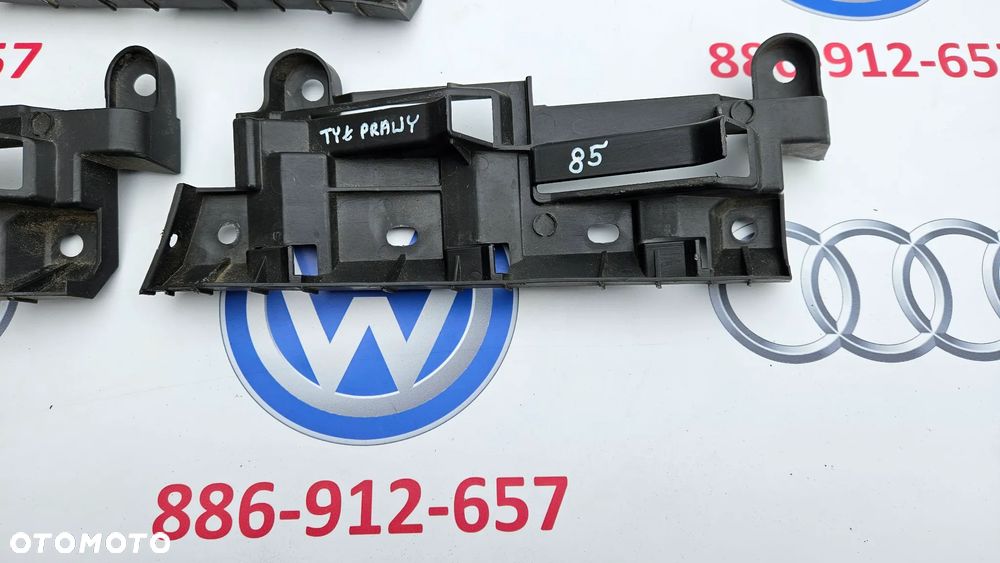 VW Caddy 2K III Ślizg zderzaka tył prawy Mocowanie zderzaka tylne prawe 2K0807394 - 2