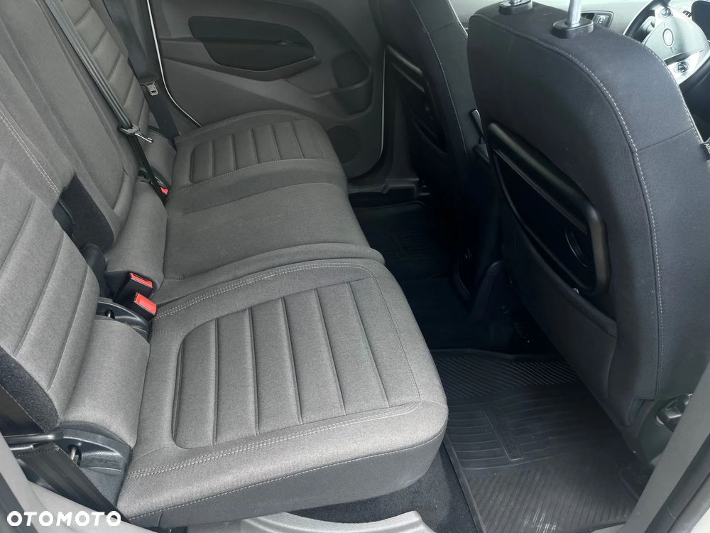 Ford Tourneo Connect - 12