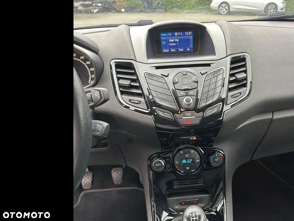 Ford Fiesta 1.25 Titanium - 16