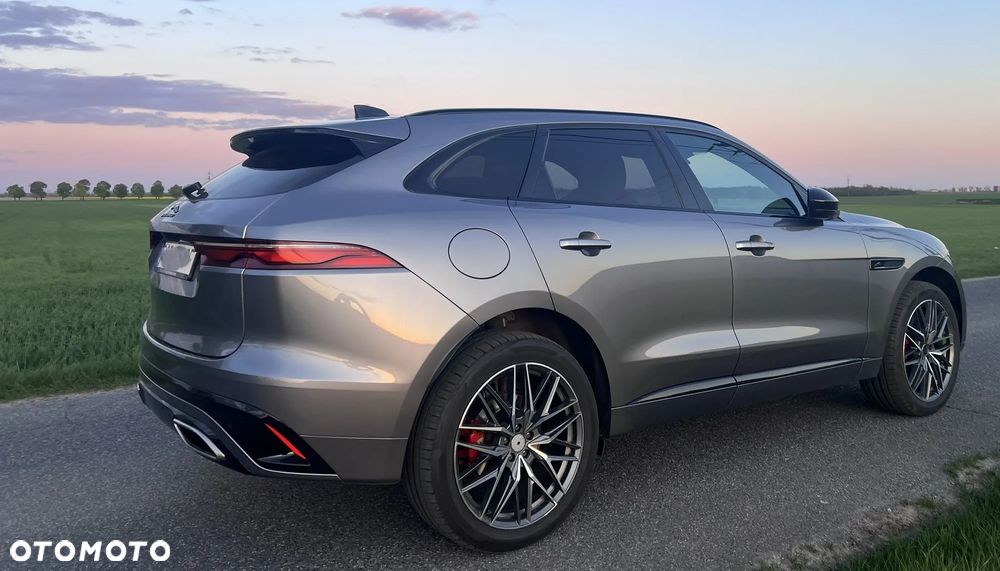 Jaguar F-Pace 3.0 D300 mHEV AWD R-Dynamic Black - 10