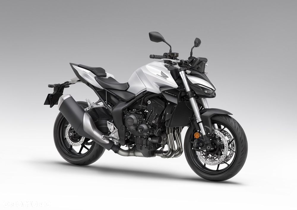 Honda CB - 1
