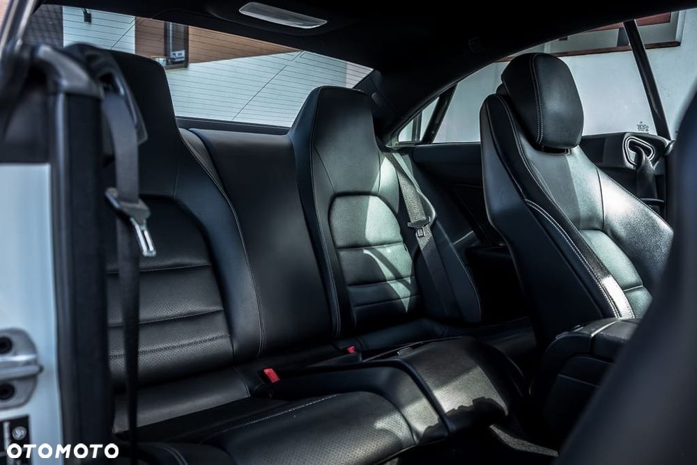 Mercedes-Benz Klasa E - 20