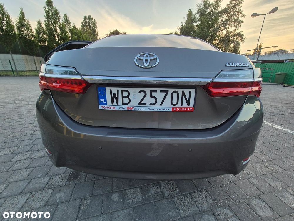 Toyota Corolla - 19