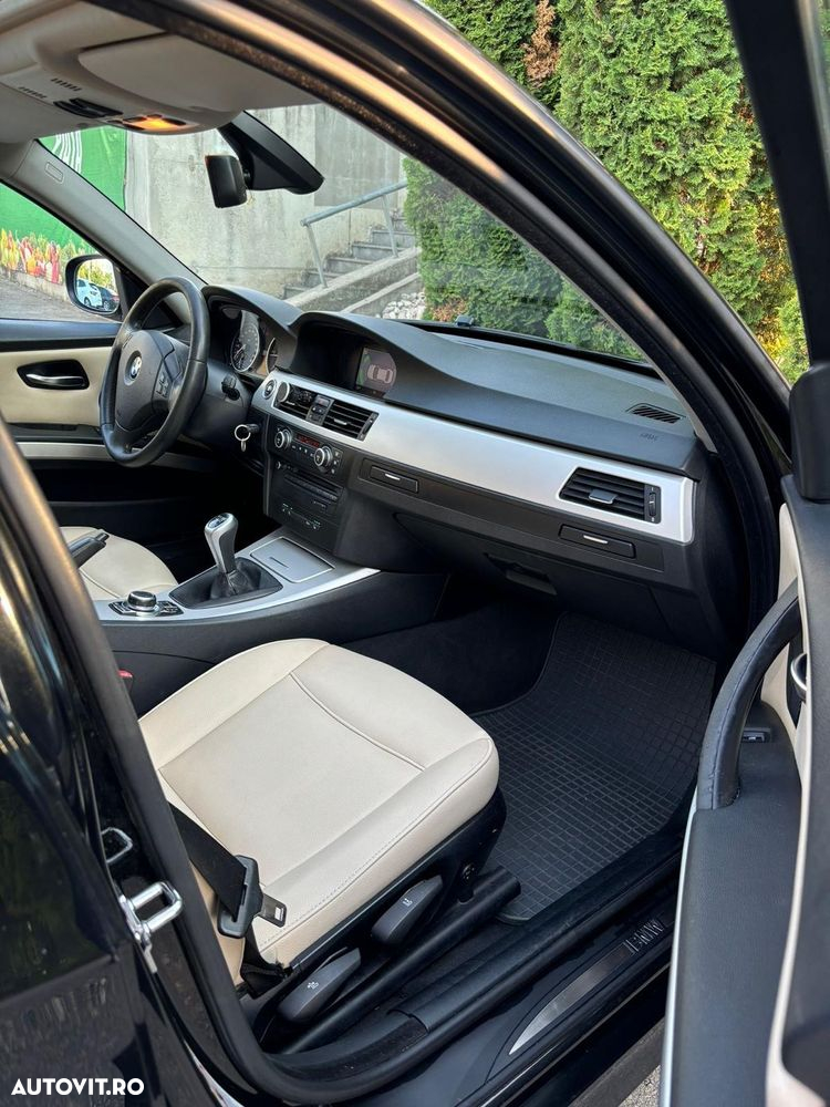 BMW Seria 3 320d - 8
