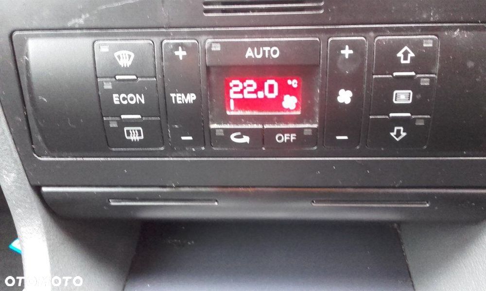 Audi A4 B5 lift panel sterowania nawiewu klimatyzacji - 1