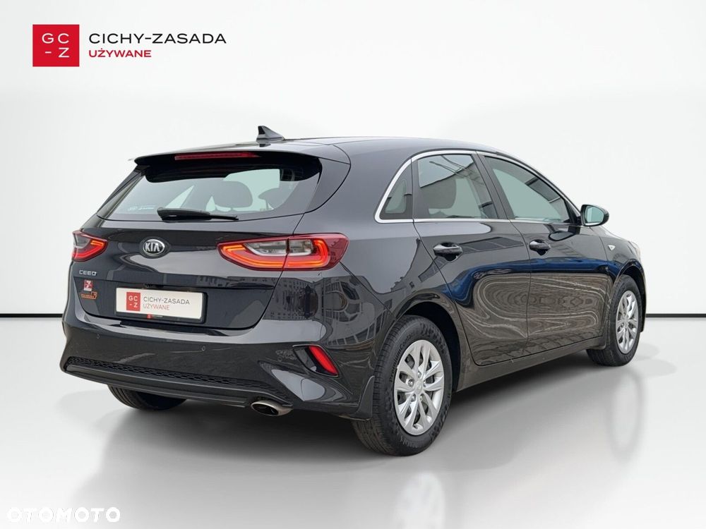 Kia Ceed - 5