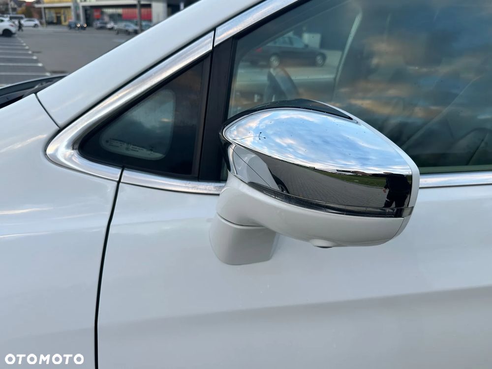 Chrysler Pacifica - 26