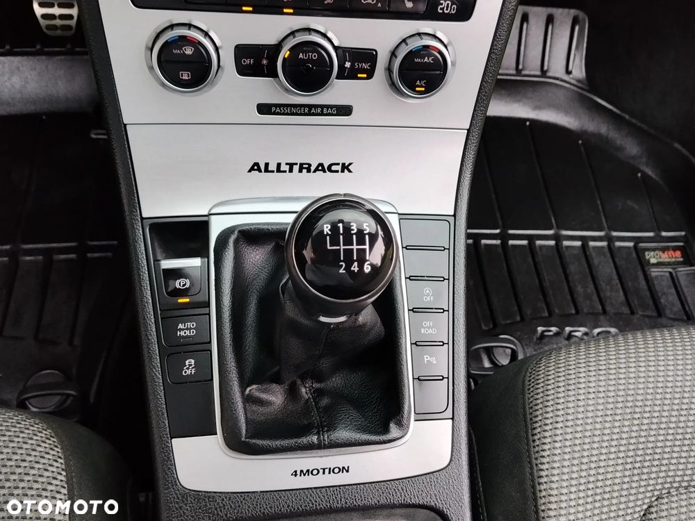 Volkswagen Passat 2.0 TDI 4Mot Comfortline - 27