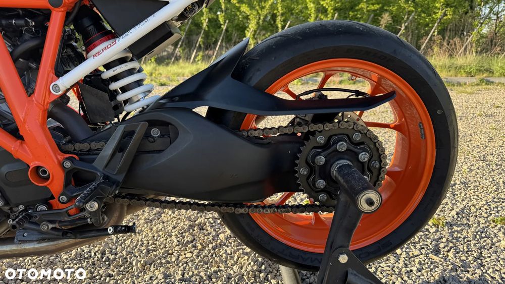 KTM Super Duke - 16