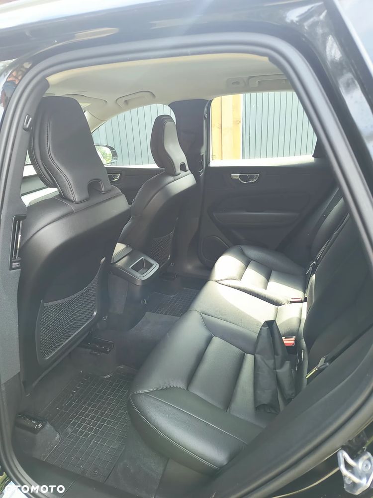 Volvo XC 60 D3 Momentum - 7