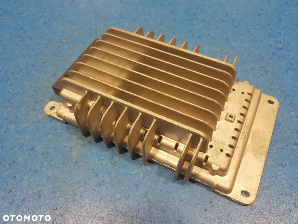 ALFA ROMEO GT WZMACNIACZ BOSE 606833250 - 6