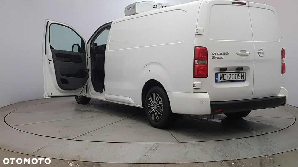 Opel Vivaro - 11