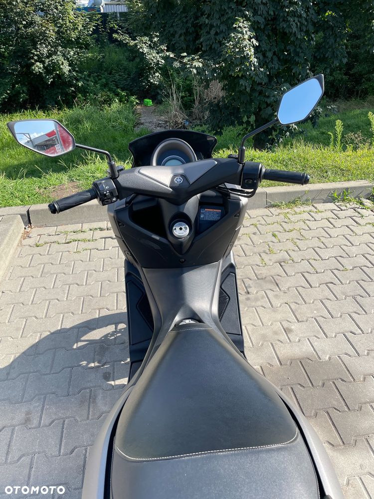 Yamaha NMAX - 6