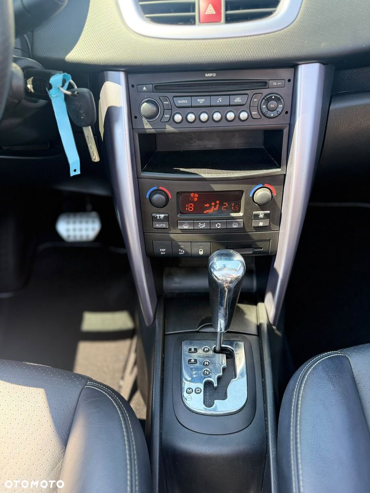 Peugeot 207 CC 120 VTi Automatik Allure - 11