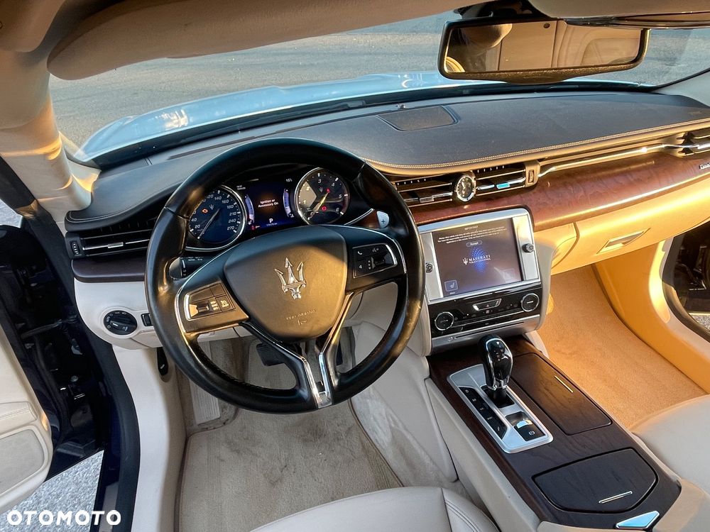 Maserati Quattroporte D - 17