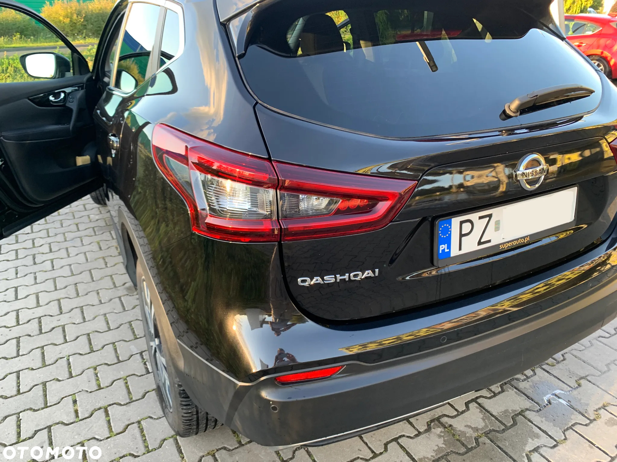 Nissan Qashqai 1.3 DIG-T N-Connecta - 8