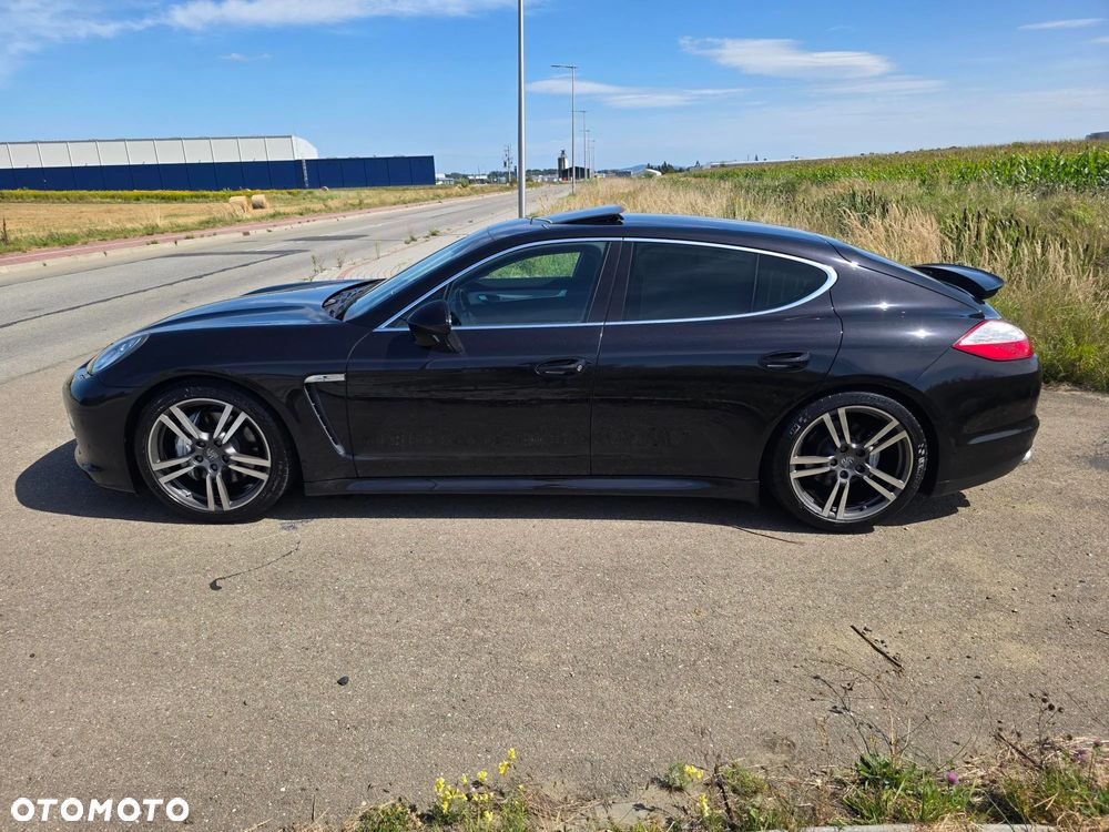Porsche Panamera 4S PDK - 9