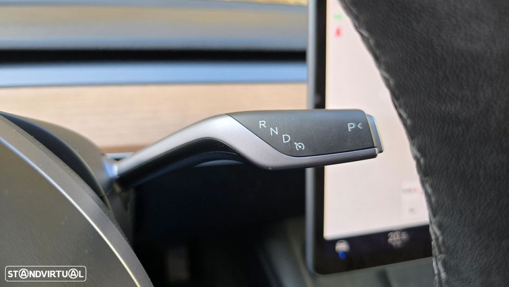 Tesla Model 3 - 16