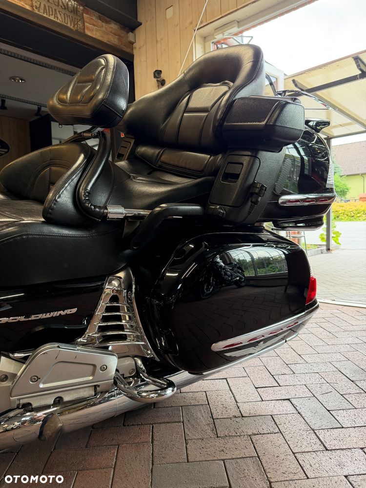 Honda GL - 6