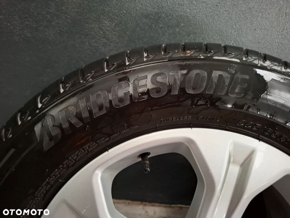 Ford kuga mk3 23rok 5×108 et 50 225/65/17R - 2