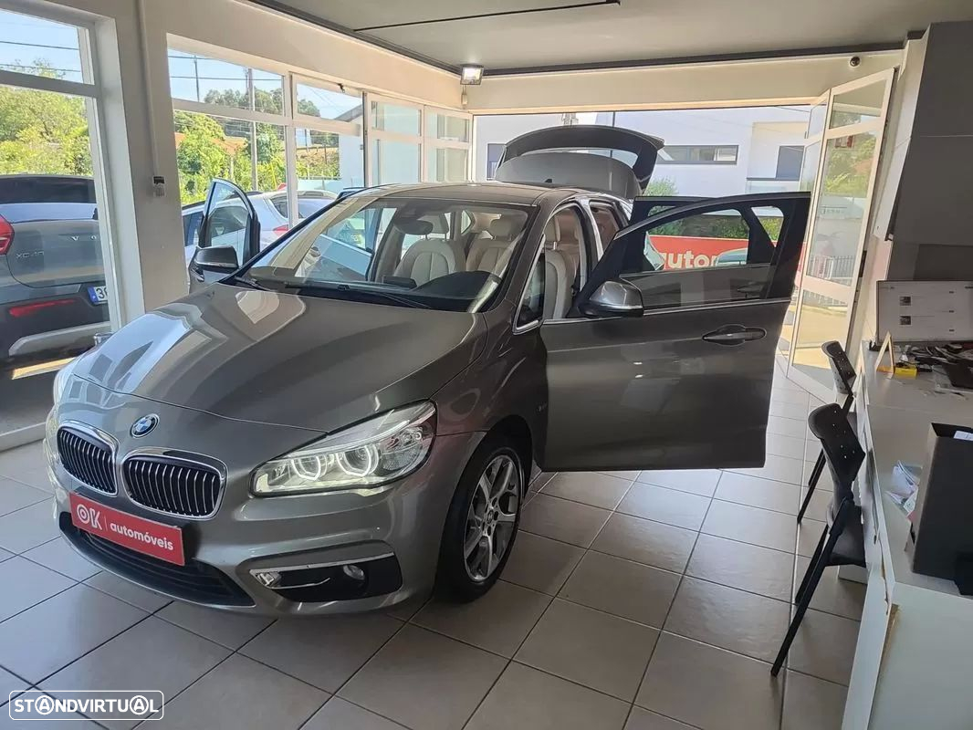 BMW 216 Active Tourer d Line Luxury Auto - 19