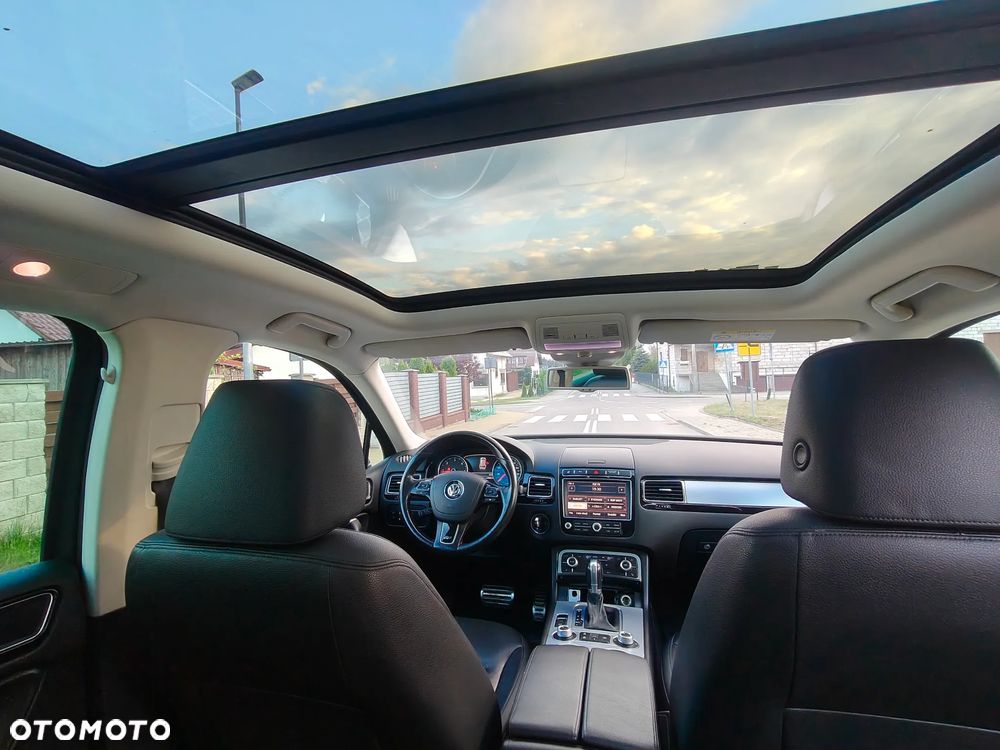 Volkswagen Touareg 3.0 V6 TDI BMT Perfectline R-Style - 29