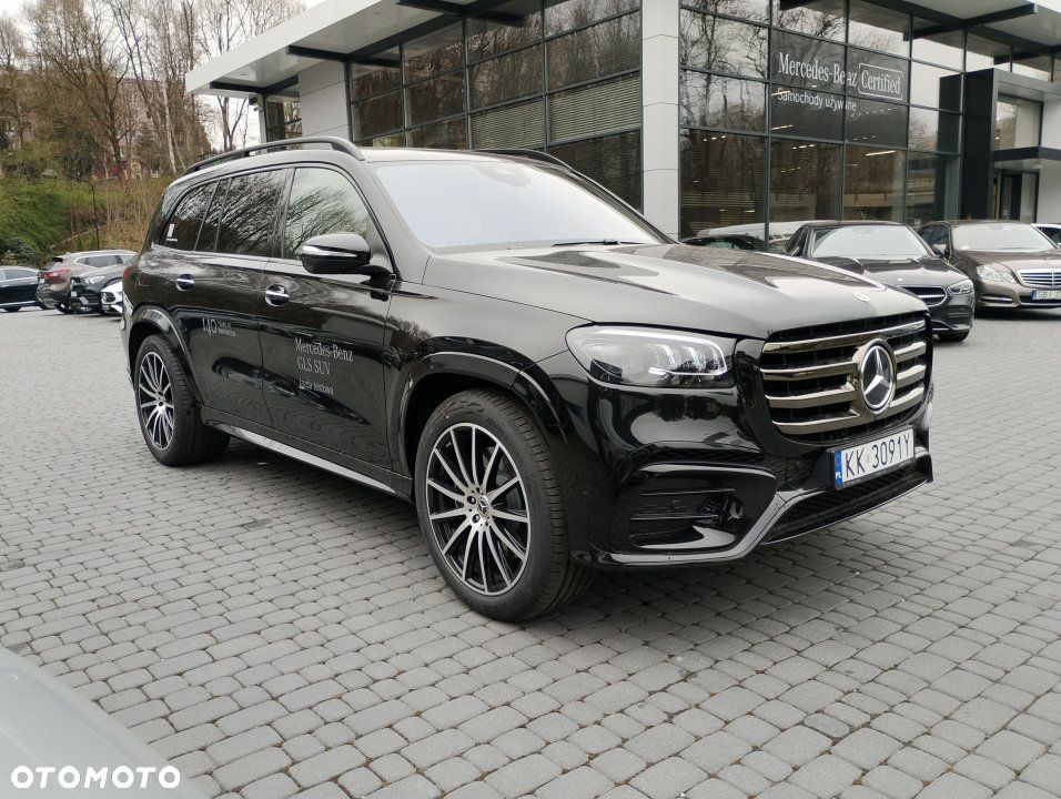 Mercedes-Benz GLS - 2