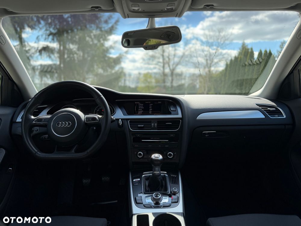 Audi A4 Limousine 2.0 TDI - 12