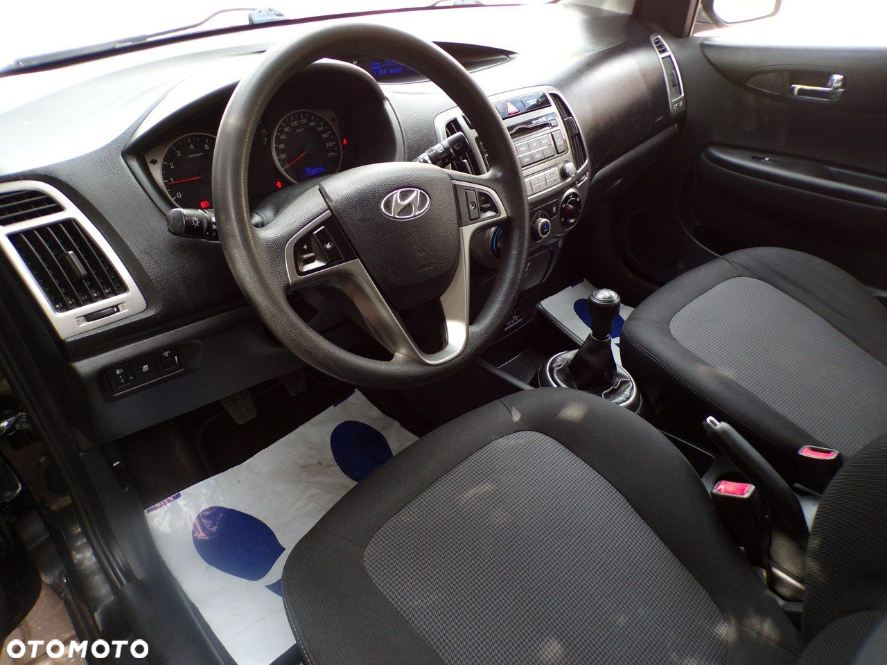 Hyundai i20 - 21