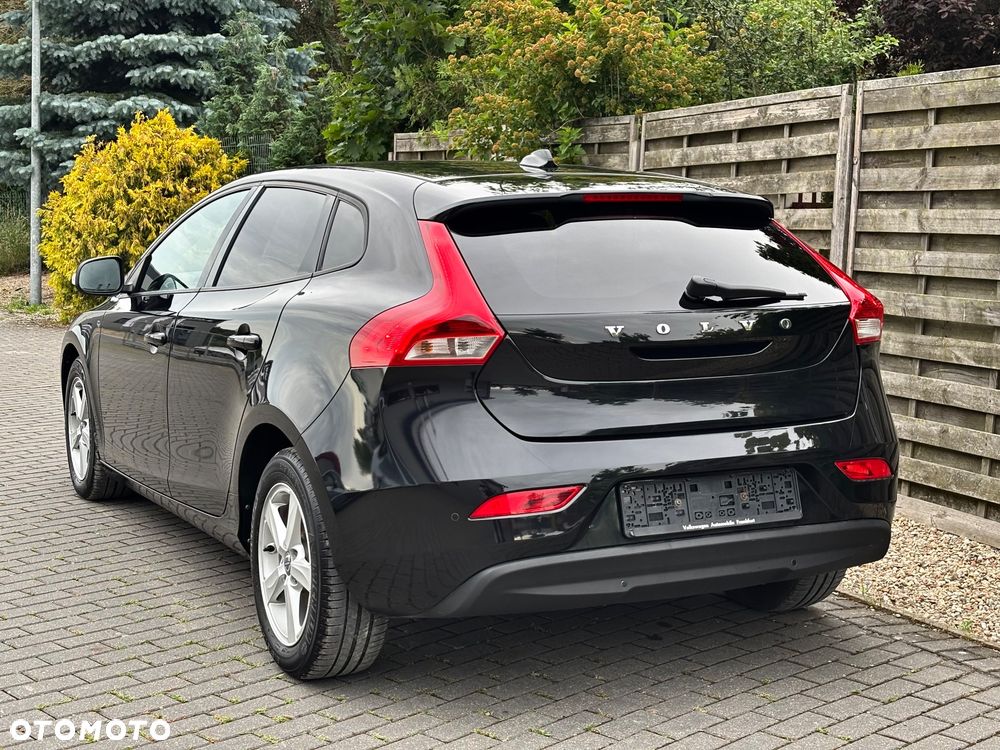 Volvo V40 D2 Momentum - 5