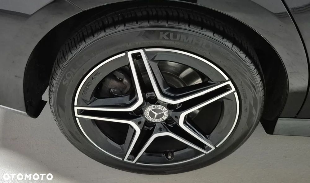 Mercedes-Benz CLA 250 4-Matic 7G-DCT - 5