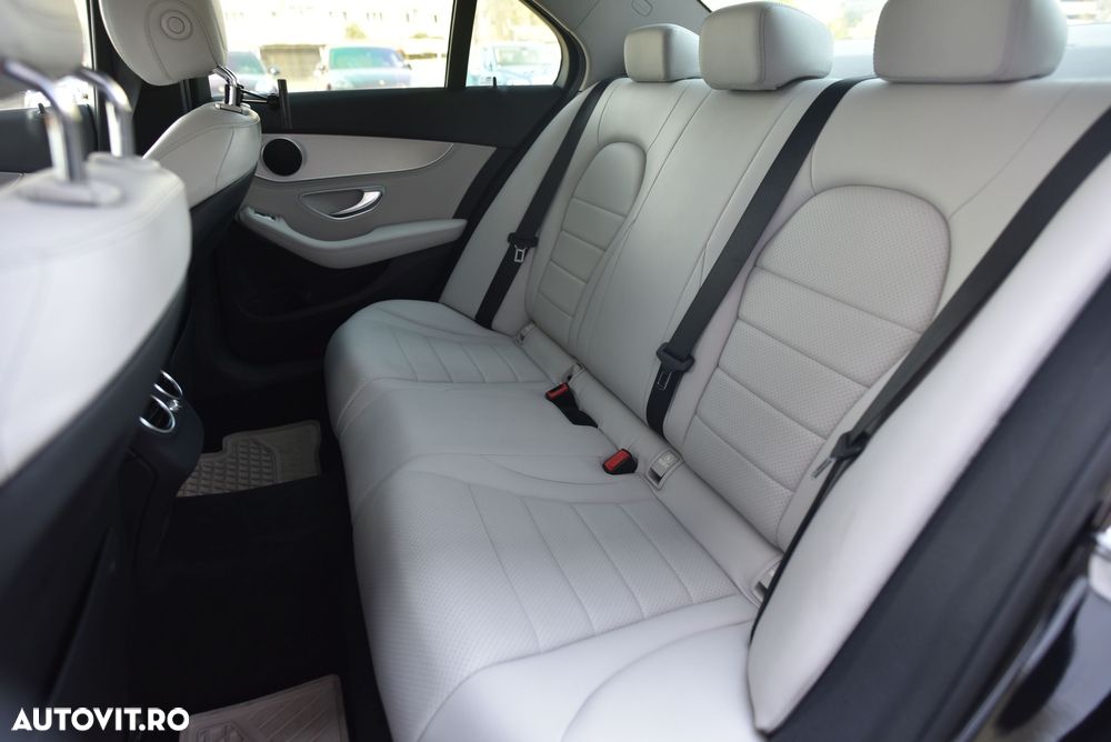 Mercedes-Benz C 220 (BlueTEC) d 7G-TRONIC - 31