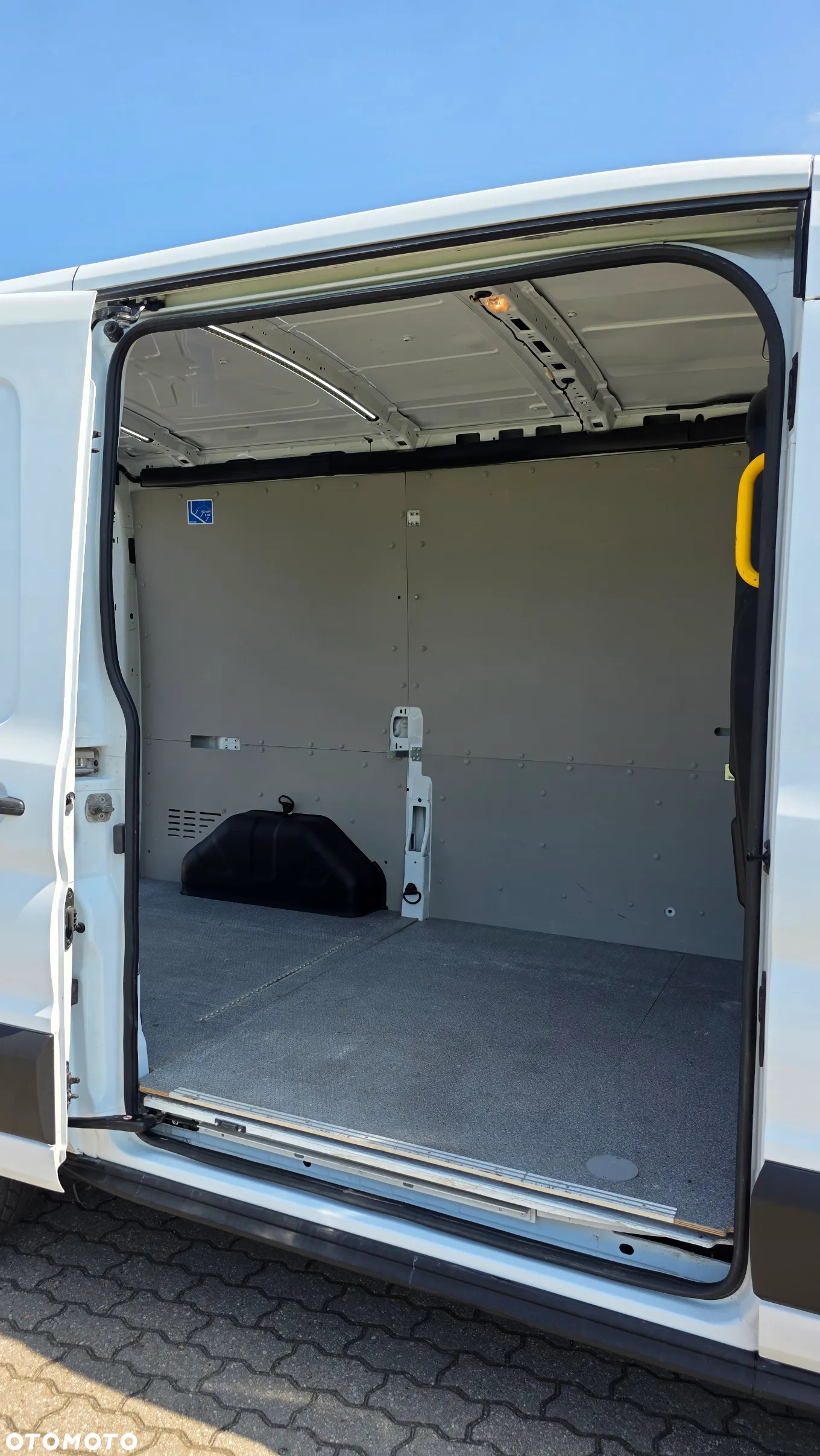 Ford TRANSIT - 11